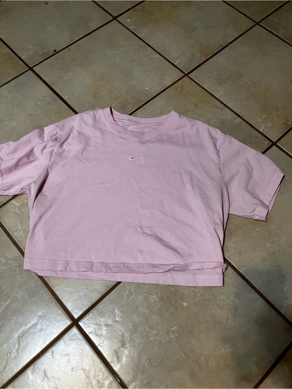 Nike Pink Crop Tee - Soft Cotton Short Sleeve